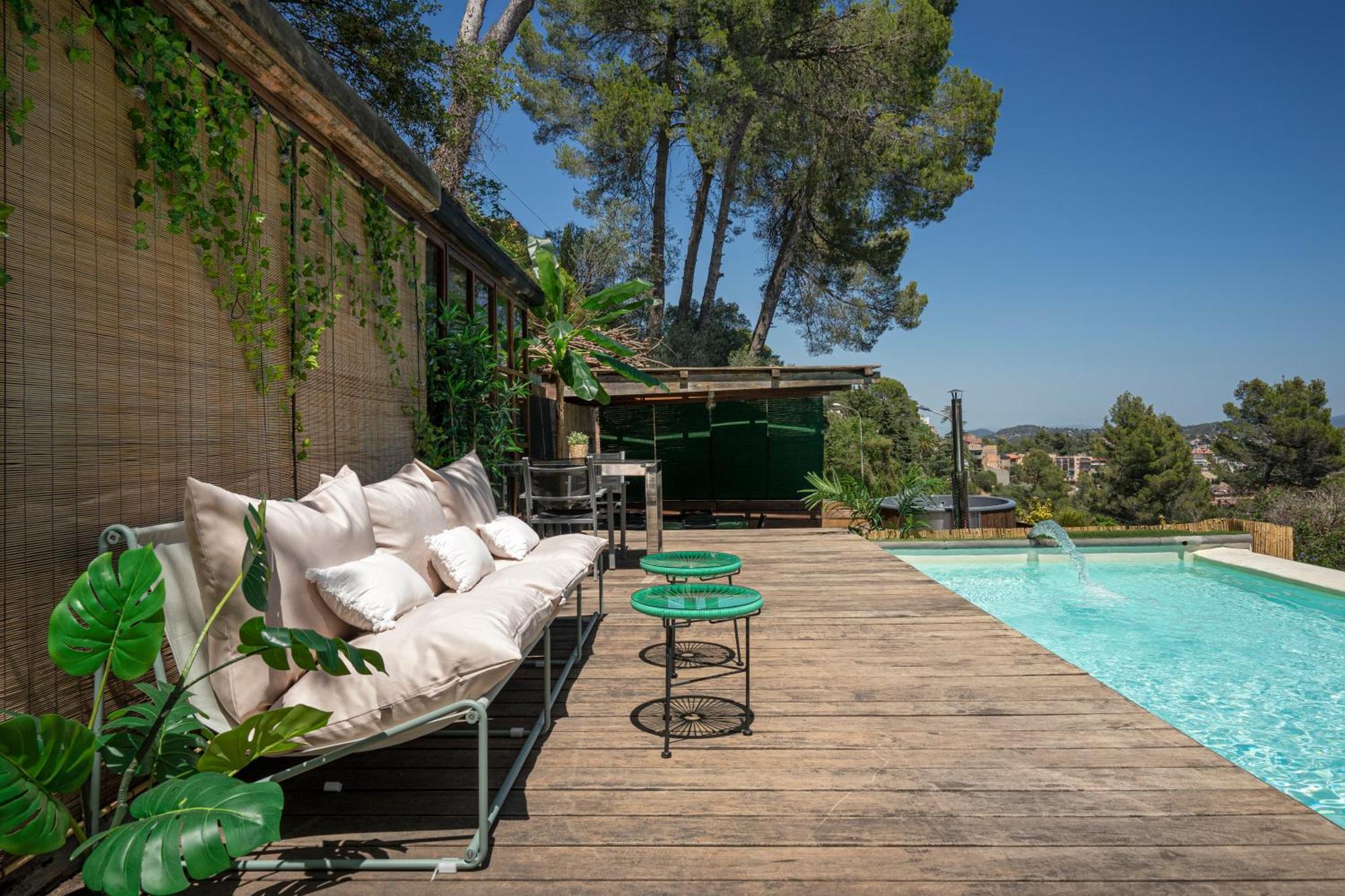 فيلا The Loft - With Private Pool & Jacuzzi كوربيرا دي يوبريغات المظهر الخارجي الصورة