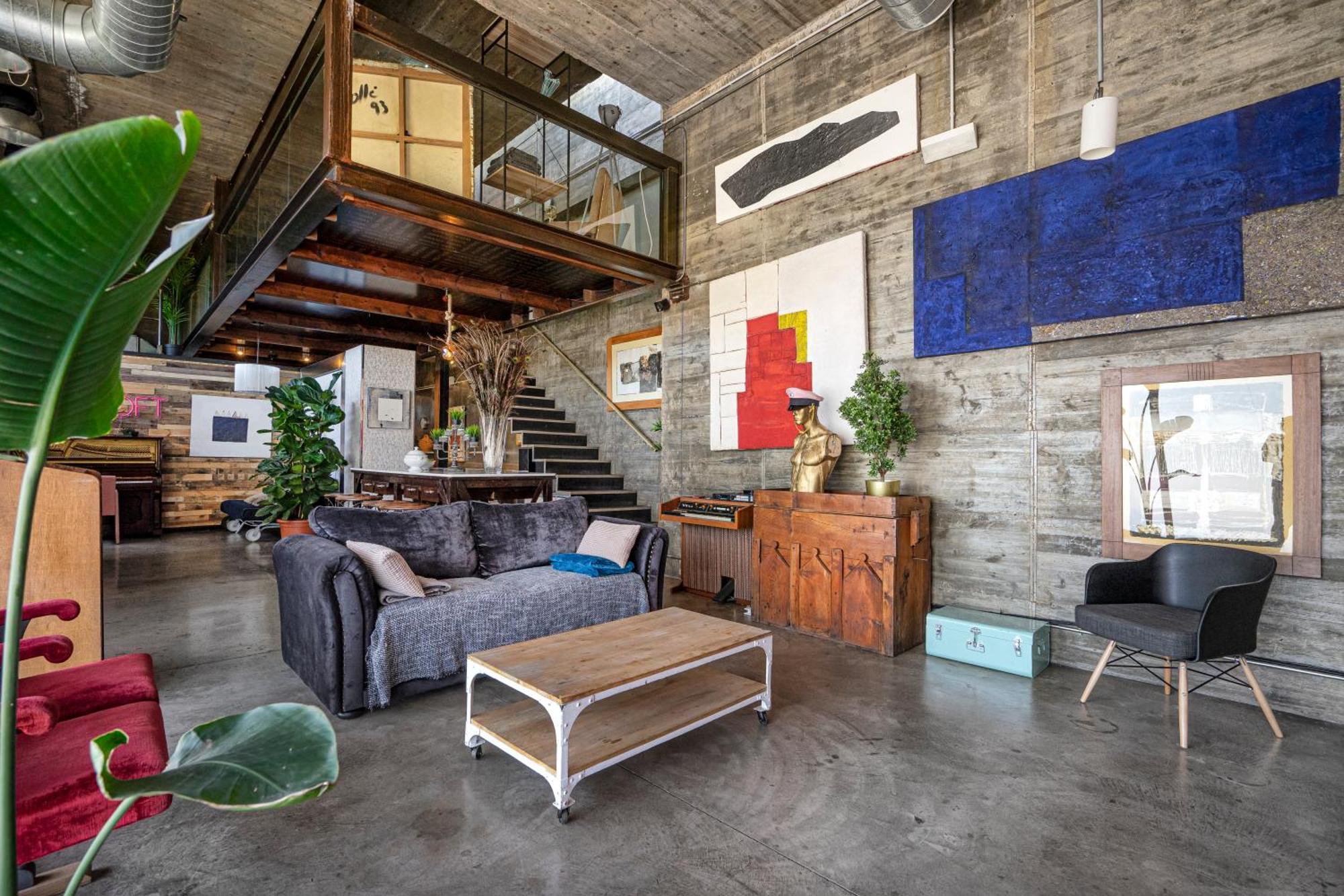 فيلا The Loft - With Private Pool & Jacuzzi كوربيرا دي يوبريغات المظهر الخارجي الصورة