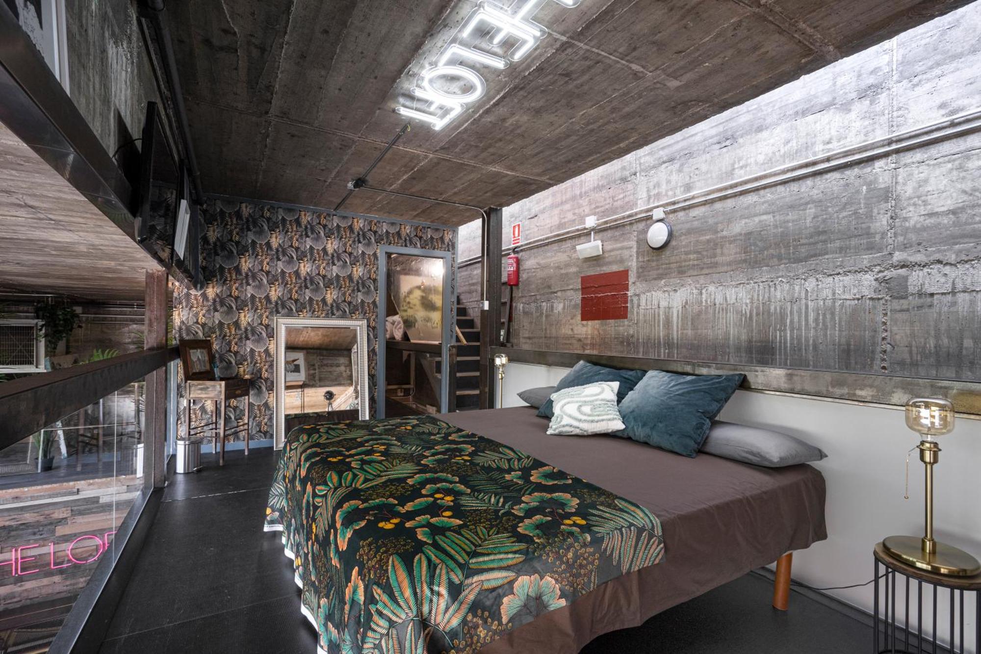 فيلا The Loft - With Private Pool & Jacuzzi كوربيرا دي يوبريغات المظهر الخارجي الصورة